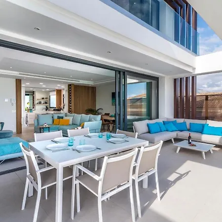 Majestic Casa Luxus. 5 Star In Hotel