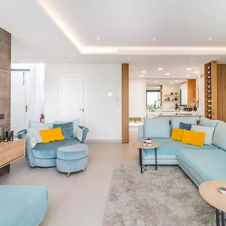 Ξενοδοχείο Majestic Casa Luxus. 5 Star In